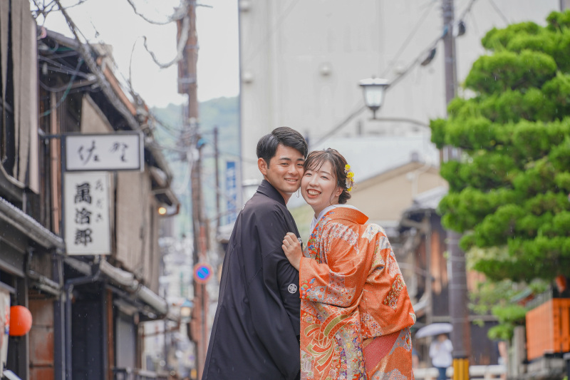 雨でも楽しく♡祇園で和装ロケーション＾＾