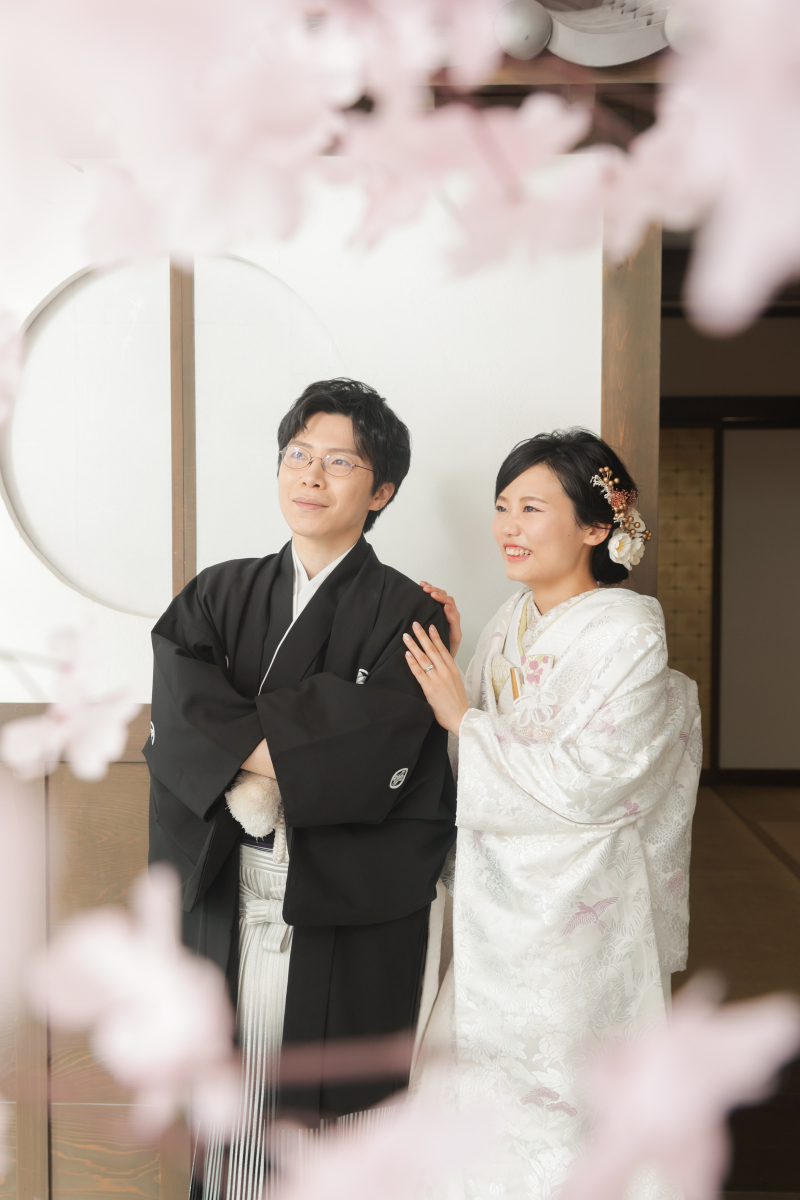 満開の桜に囲まれて