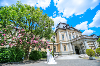 憧れのウェディングドレスでクラシカルに。