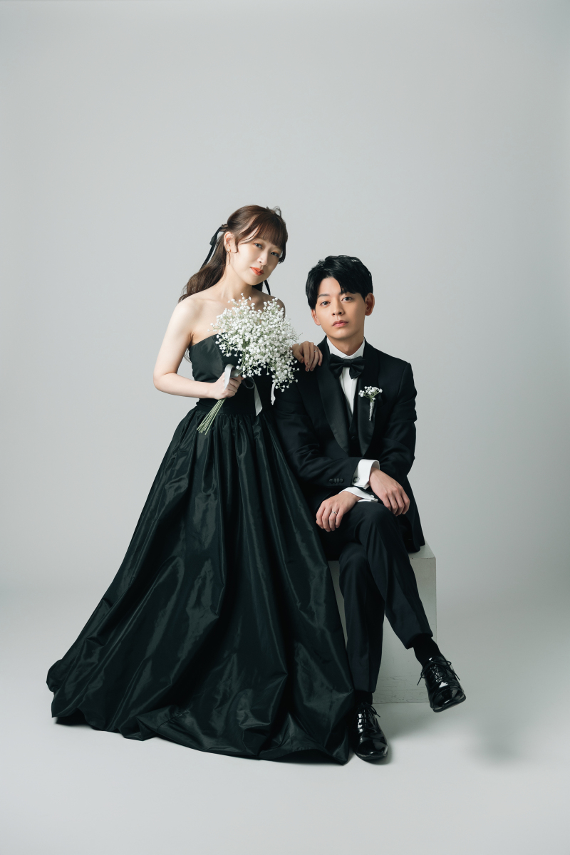 新婦様が選ばれたのばブラックのドレス