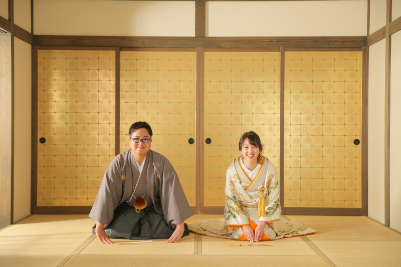 お辞儀ショット