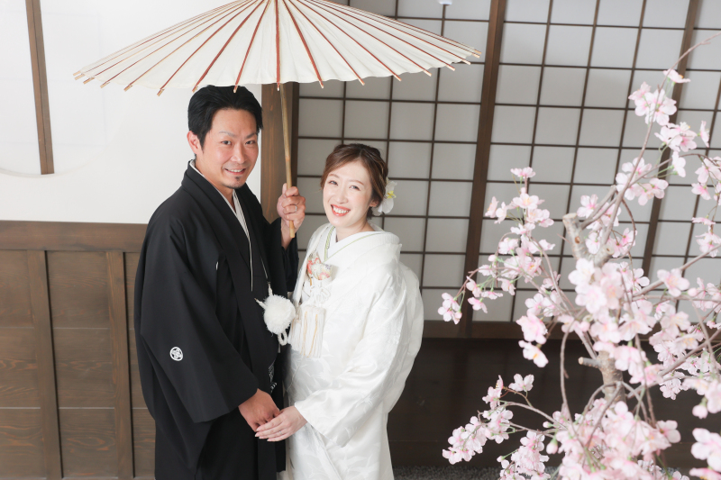 桜と一緒にお庭で・・・