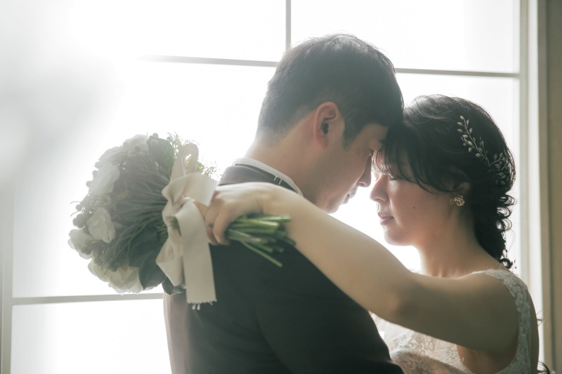 ブーケを持って