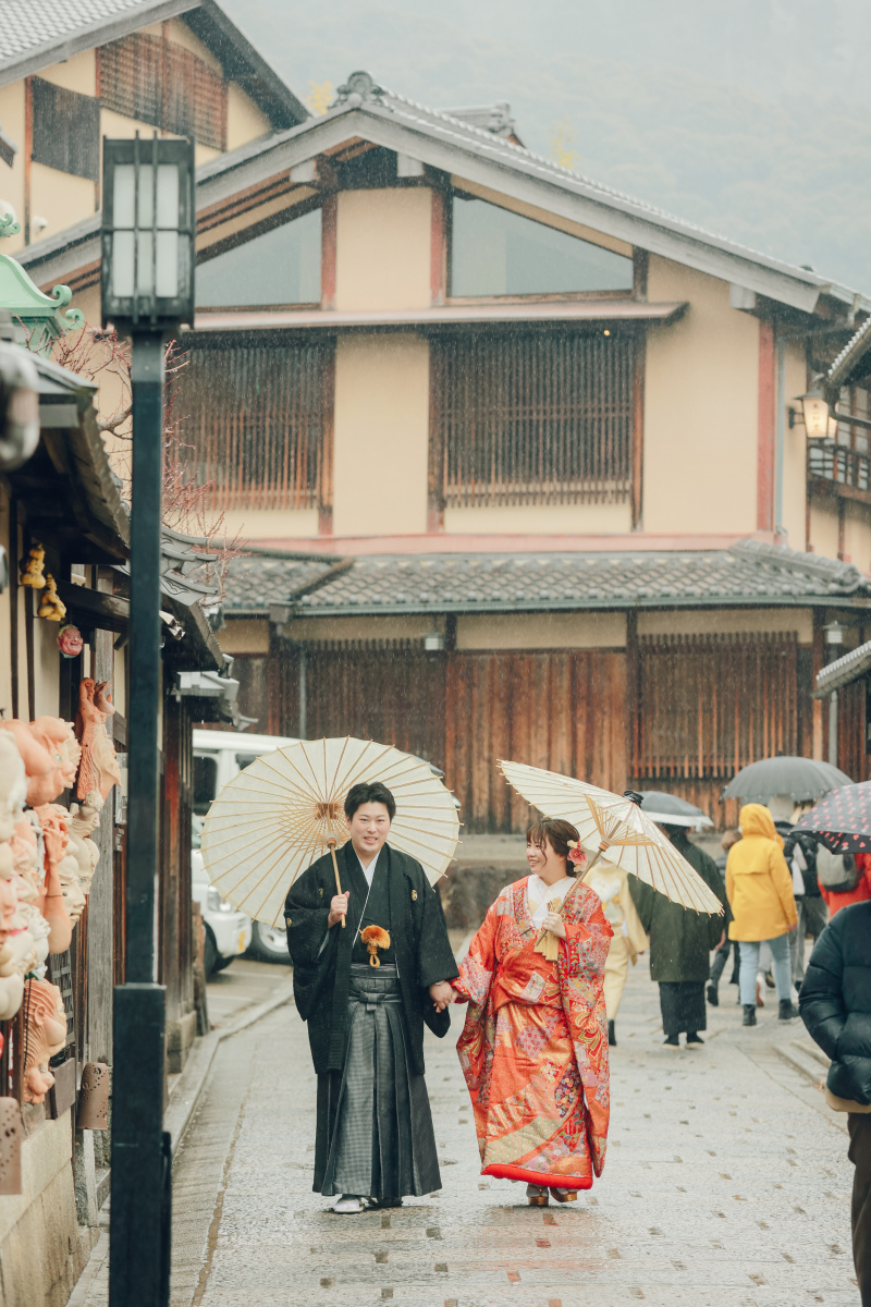 雨の八坂ロケーション♪