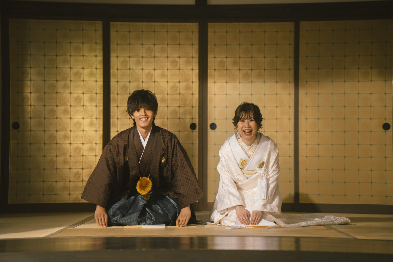 笑顔溢れる正座ショット