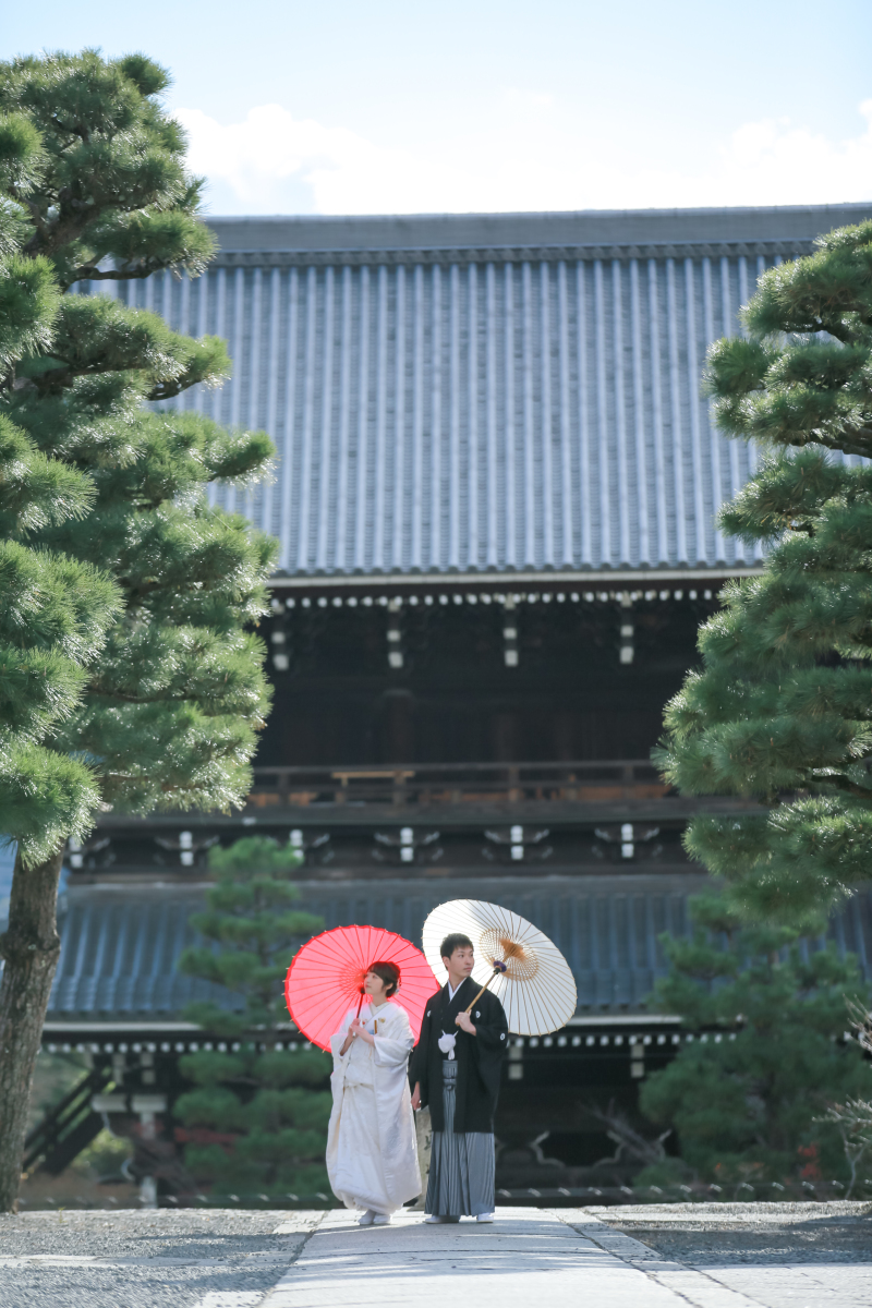 雰囲気ある和装のウェディングフォトです。