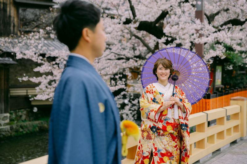 ご新郎様に、ニコッ!