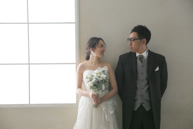 ハウススタジオでクールに撮影