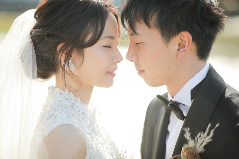 少し照れ臭い…。