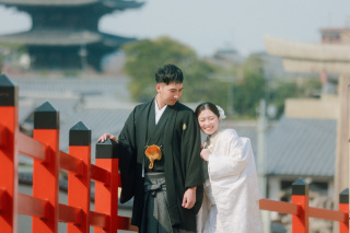 八坂の塔と屋内庭園で京都らしく