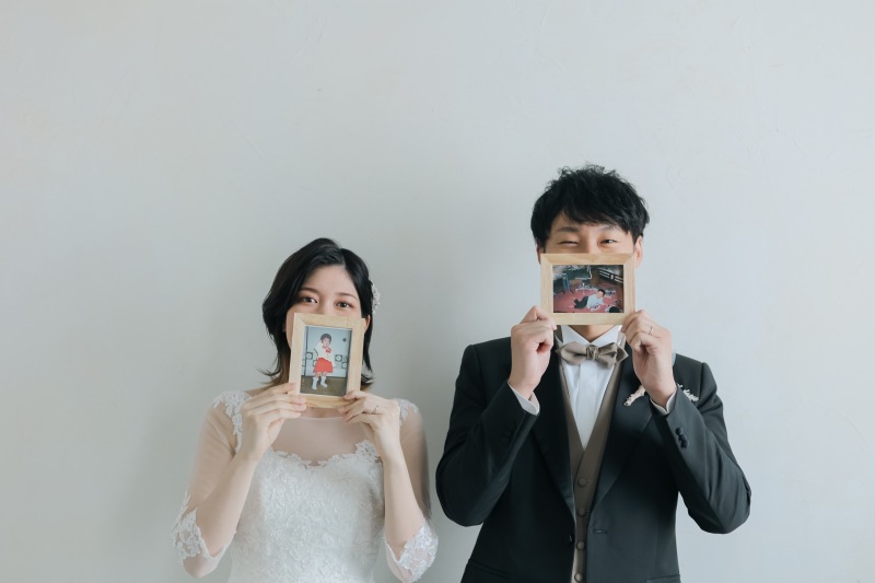 小物も使いながらの撮影。