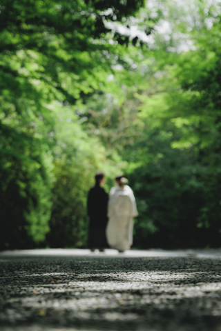 二つの世界で描くウェディングストーリー