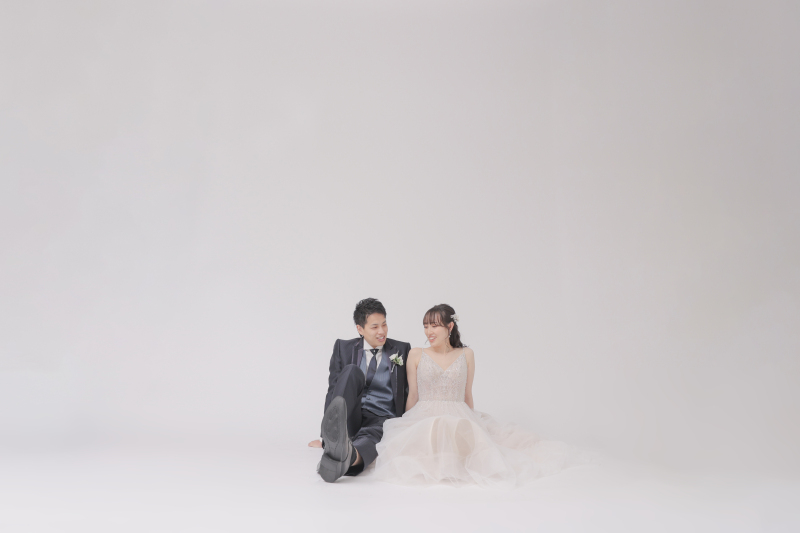 洋装スタジオでおふたりらしさを