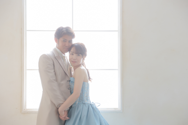 ガラス窓の前で♪