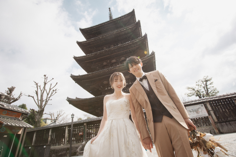 カメラに向かって