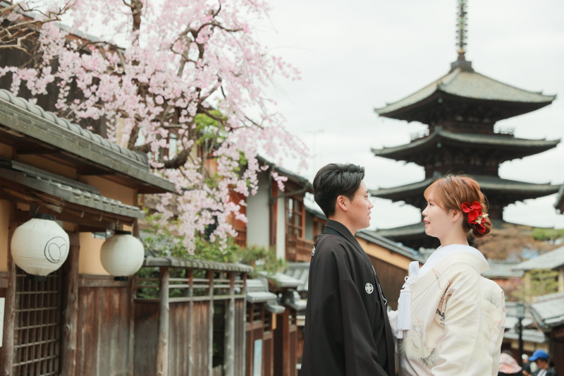 五重塔を背景に・・・