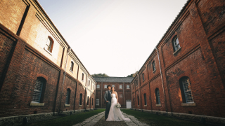 雰囲気抜群の赤煉瓦倉庫でのフォトウェディング♪
