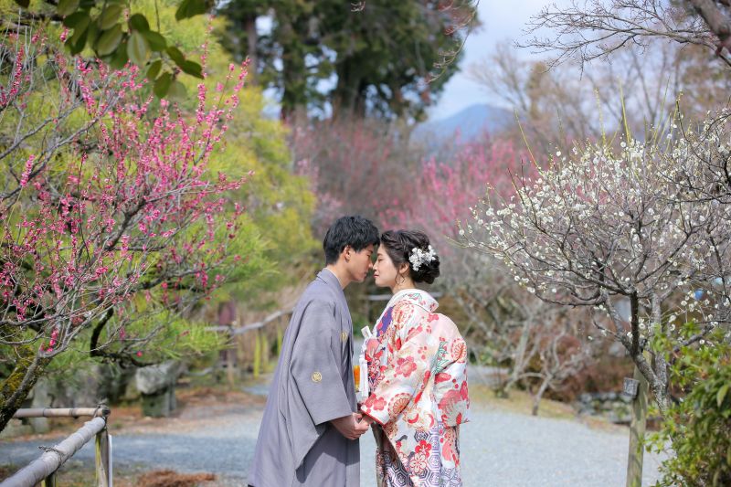 手を取り合うポーズは王道です♪