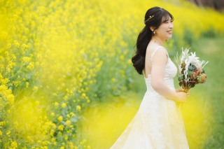 菜の花、洋装ロケーション。