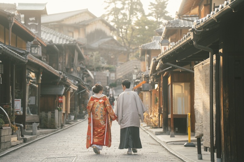 お二人で散歩しているような後ろ姿も◎