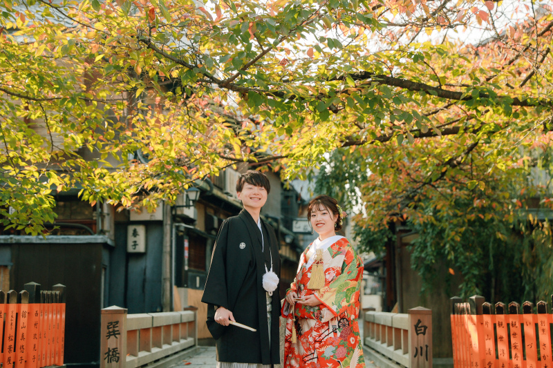 木々が鮮やかな赤へとその姿を変えていく