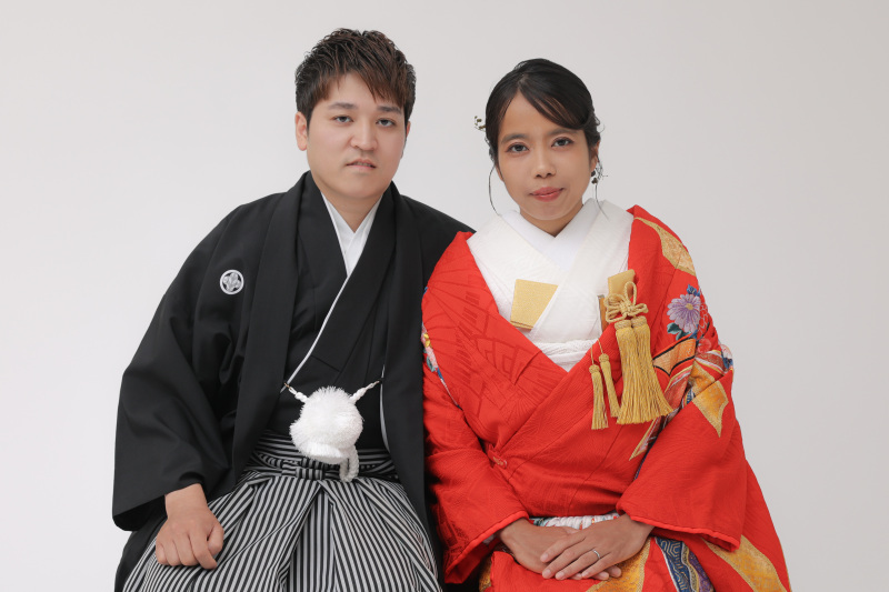 お二人で椅子に座って