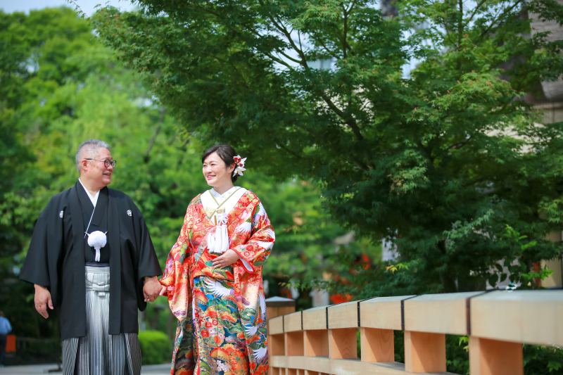 お二人の自然な様子も。