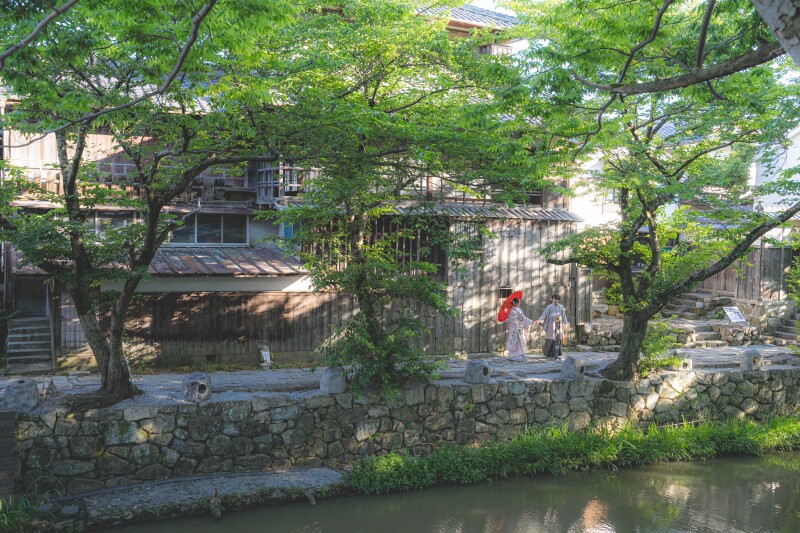 風情ある近江商人の息遣いの残る街並み