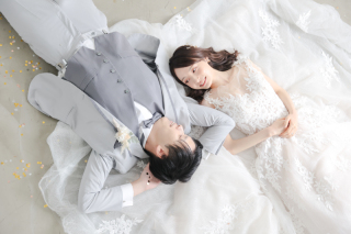 洋装ハウススタジオでお二人らしさを♪