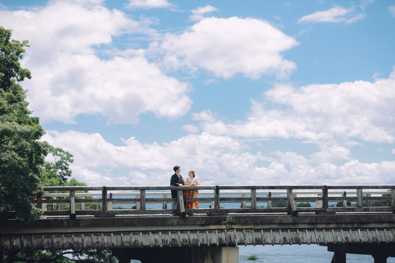 渡月橋の上で。