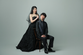 ブラックコーディネイトでふたりらしく