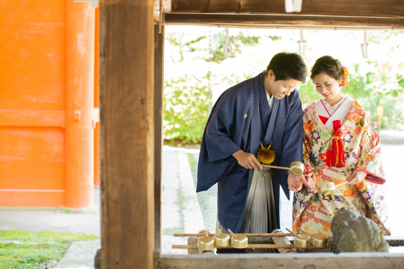 まずは手水でお清め