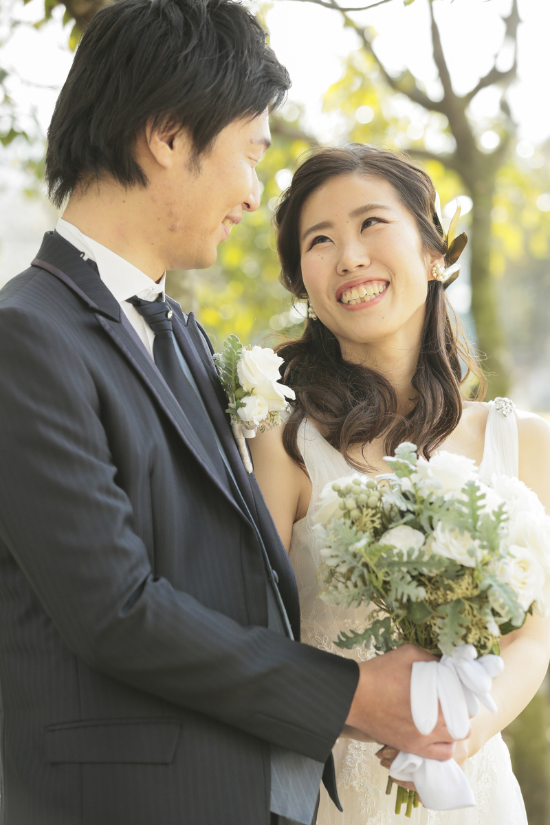 ご新婦様の笑顔がとても印象的です。