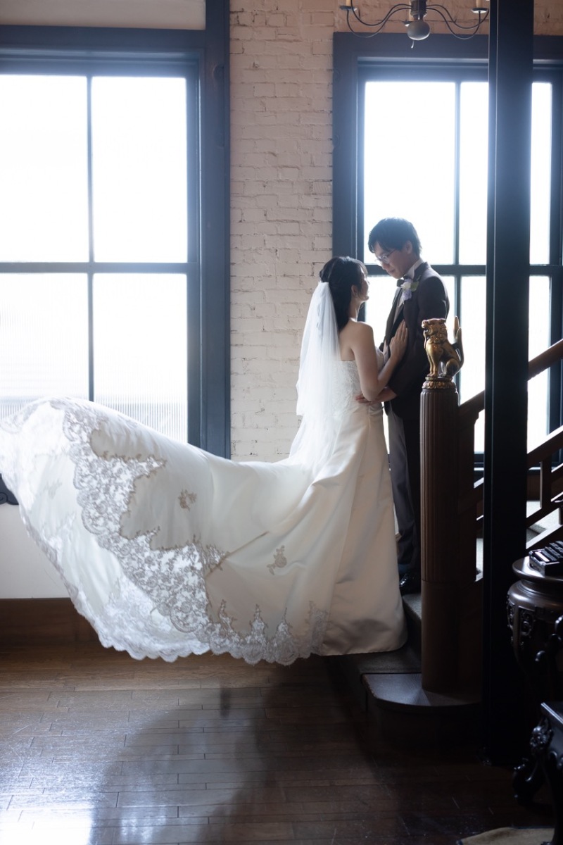 トレーンを宙に浮かせたダイナミックなショット