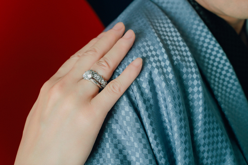 指輪ショットも。
