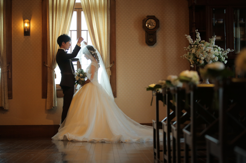 クラシカルモダンな「カメリアの間」