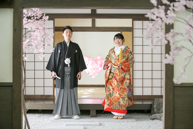 ハート型の猪目窓がお気に入りだそうで♪