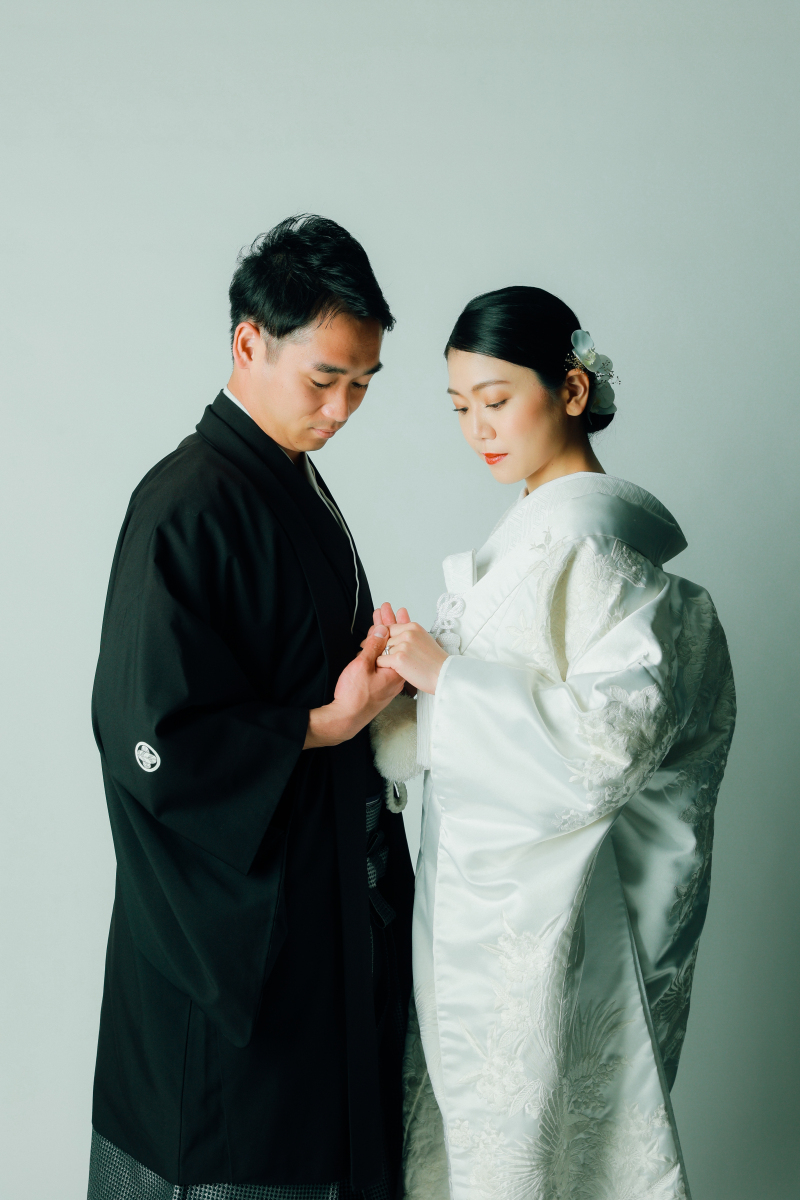 目線を外して・・・