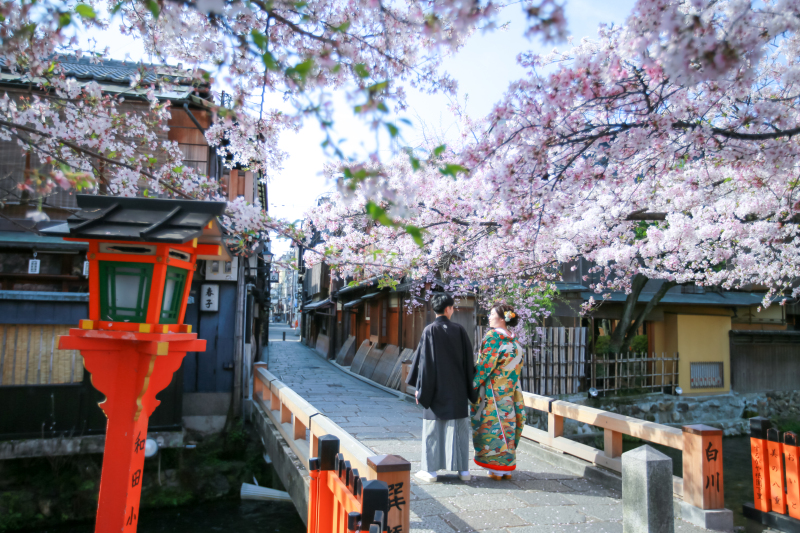 和装で美しい前撮りも…@祗園