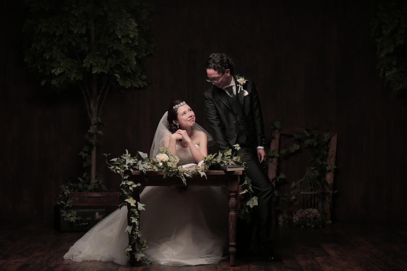 色味を変えてレトロな印象を。