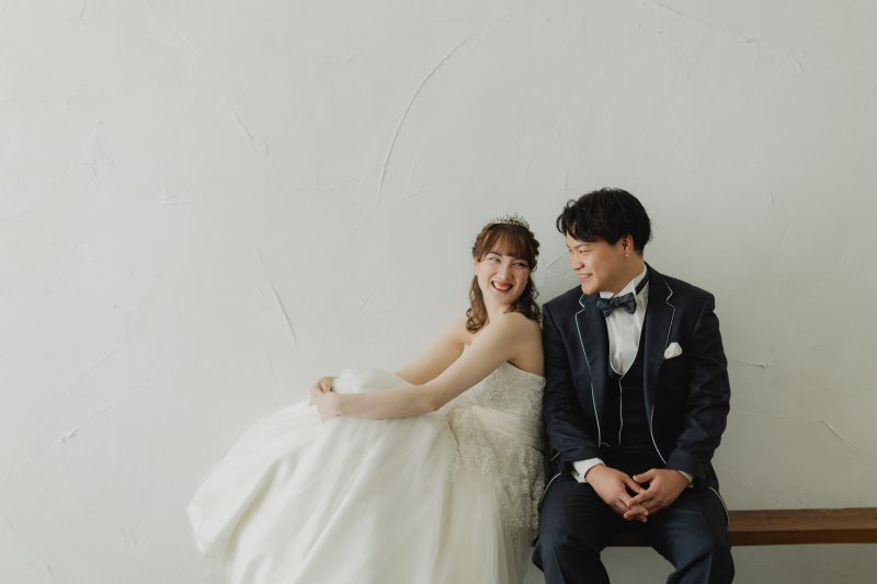 ベンチに座って