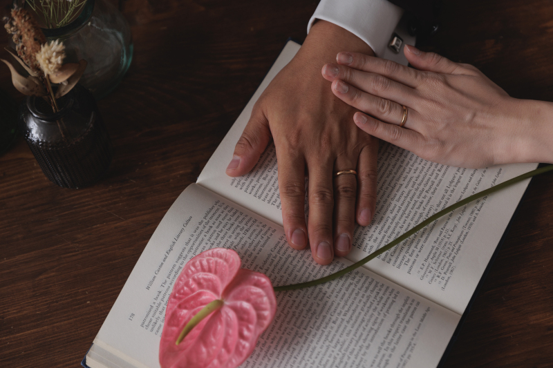 手元のアップもすてき・・・