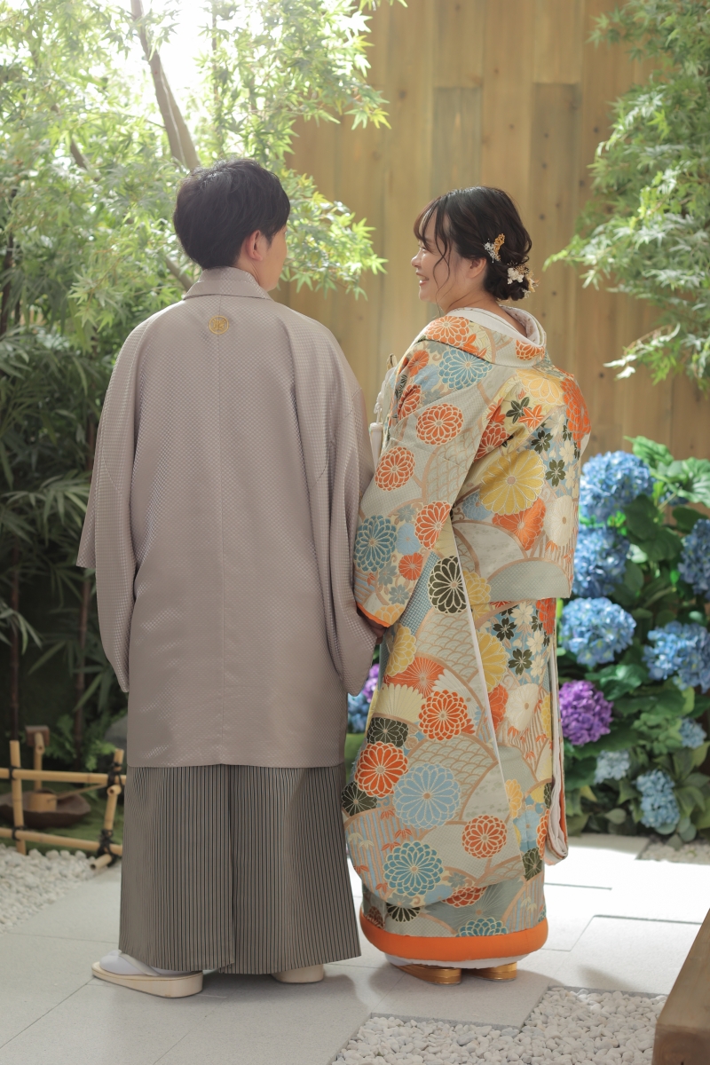 後ろ姿のショット