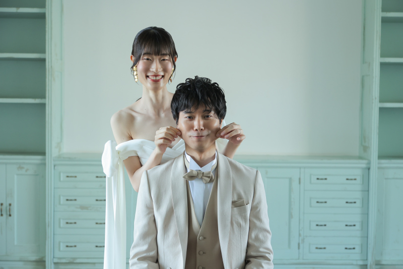 ほっぺをつねり。