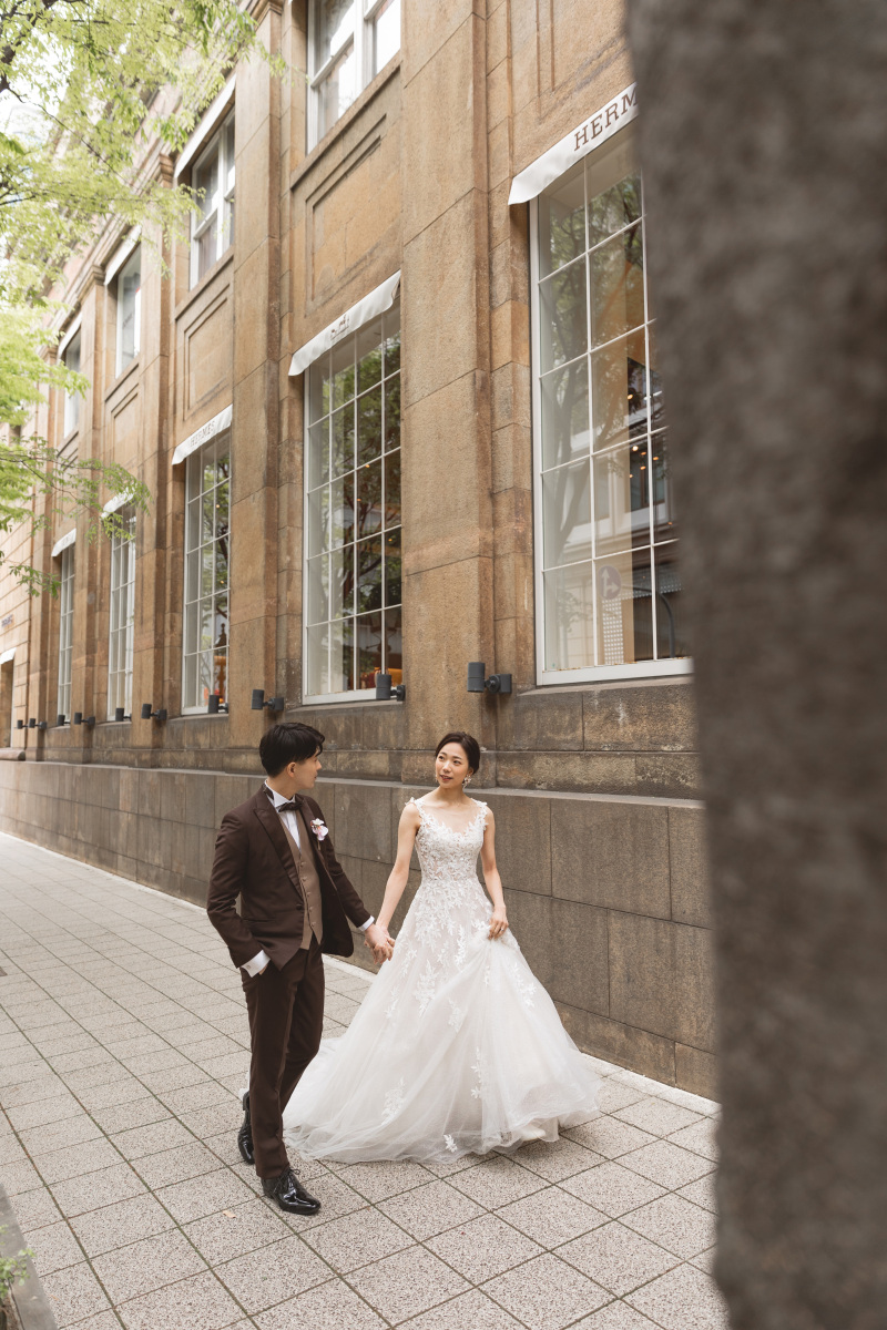 最後は手を繋いで