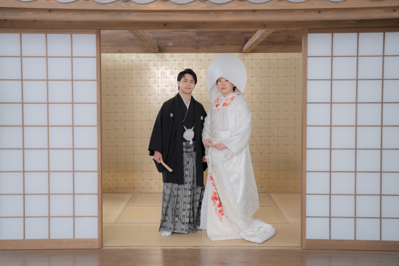 立ち姿はいつもと違って・・・・