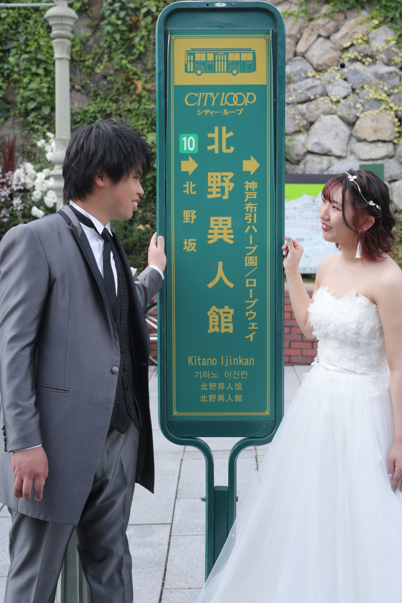 バス停での撮影！！！