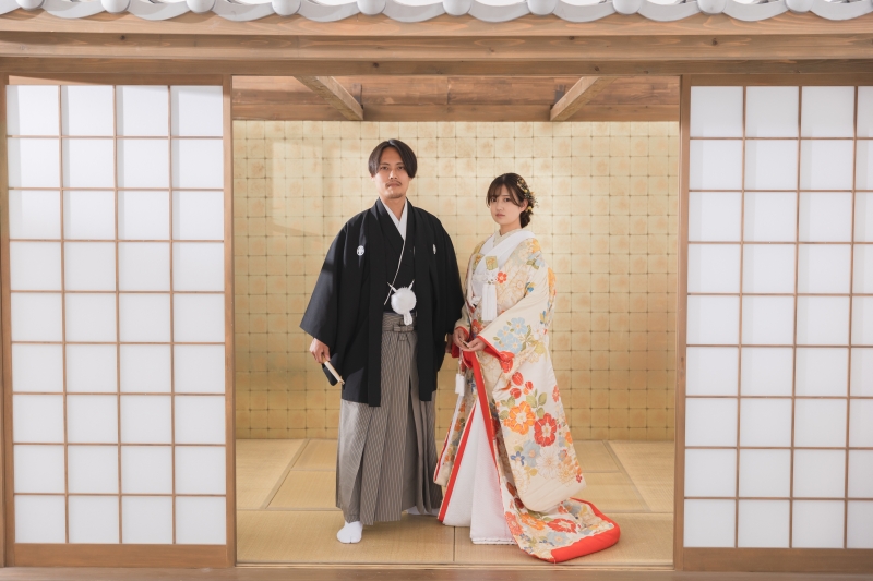 屋内庭園ならではの和装がはえるスタジオ