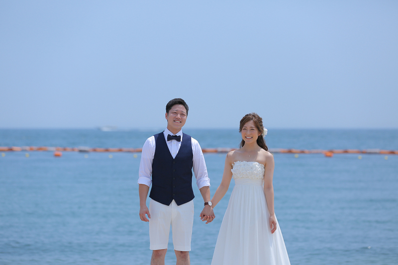 青い空とビーチで撮影をしたい。