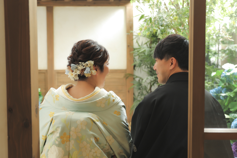 後ろ姿も・・・